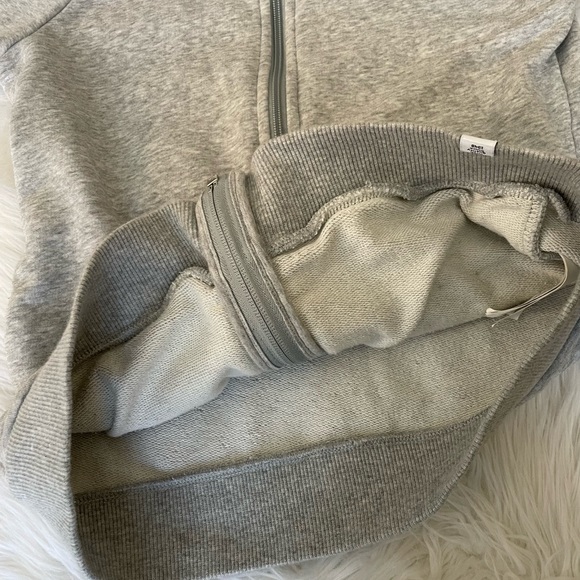 PUMA Women Light Weight Track Jacket - Picture 9 of 14